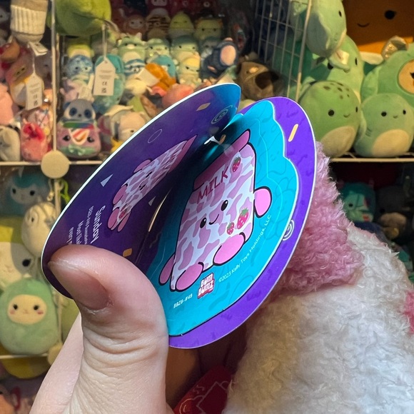 Bumbumz BreakfastBumz Strawberry Milk Sunday 8” Stuffed Plush - Picture 4 of 4